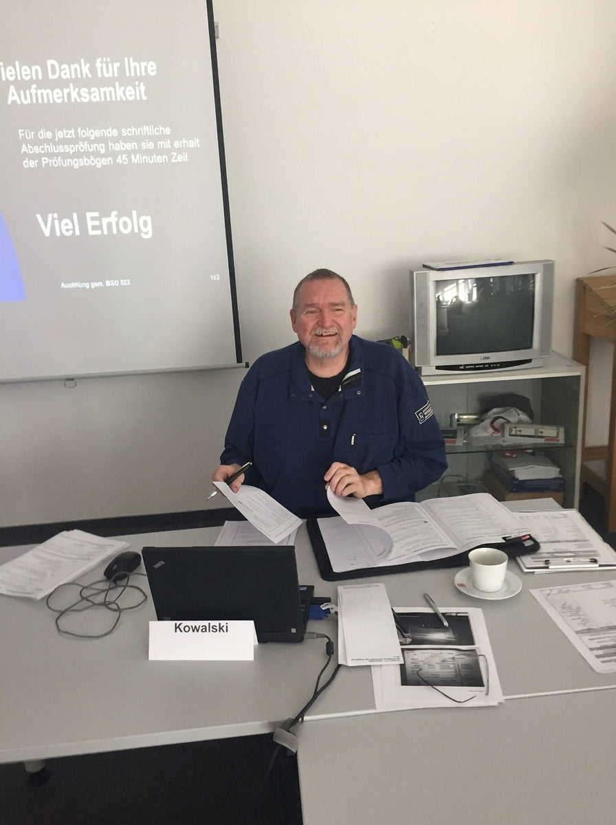 Mario Kowalski – europaweit zertifizierter Fachausbilder für Ladungssicherung